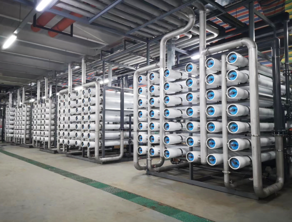 大型工業(yè)純水設(shè)備 大型工業(yè)純水設(shè)備